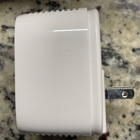 NETGEAR White WiFi Range Extender - Picture 7 of 15